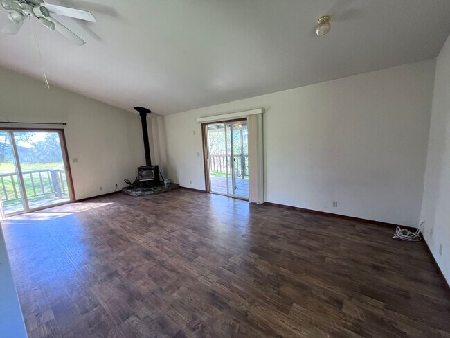Foto del edificio - Large Studio in the Foothills