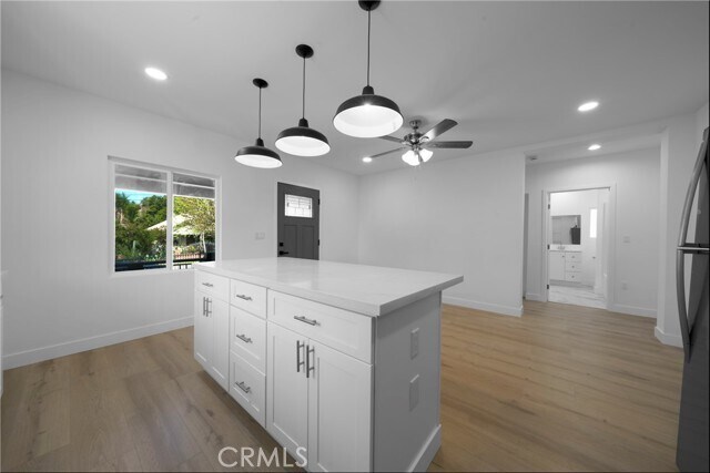 Foto del edificio - 1438 N Summit Ave