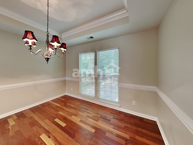 Building Photo - 8934 Tartan Ridge Dr