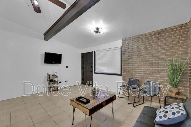 Foto del edificio - 519 S 4th Ave