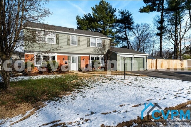 Photo - 2617 Belair Dr House