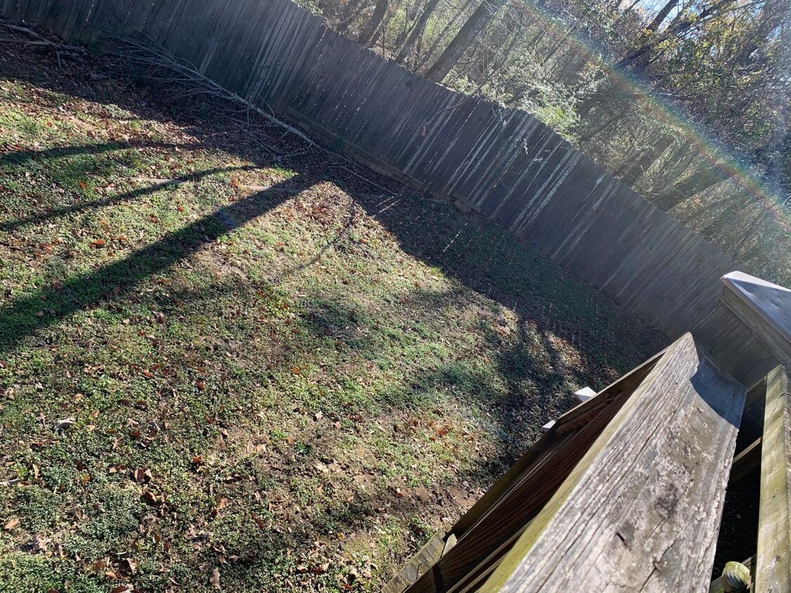 Primary Photo - 677-679