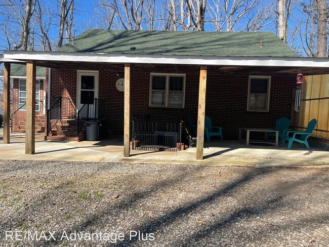 Building Photo - 2 br, 1 bath House - 3307 Farmville Road