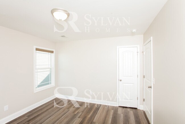 Foto del edificio - Life Just Got Better!