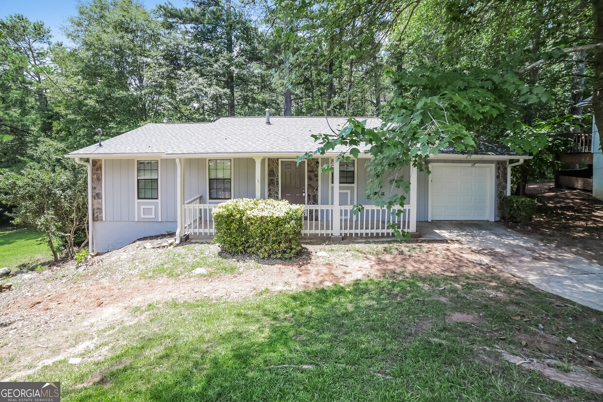 Primary Photo - 2227 Cherokee Valley Cir