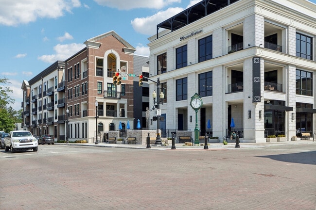 Foto del edificio - The Apartments at 1st on Main