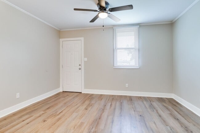 Building Photo - Lovely renovated 2 Bedroom in Broussard