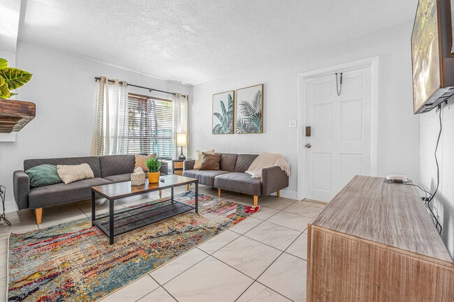 Building Photo - 3524 S Atlantic Ave