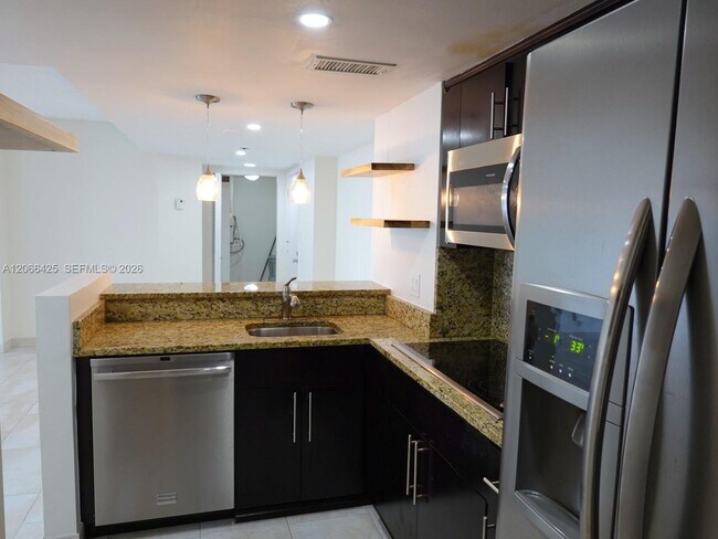 Foto del edificio - 770 Claughton Island Dr