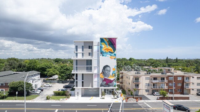 Foto del edificio - 475 NE 126th St