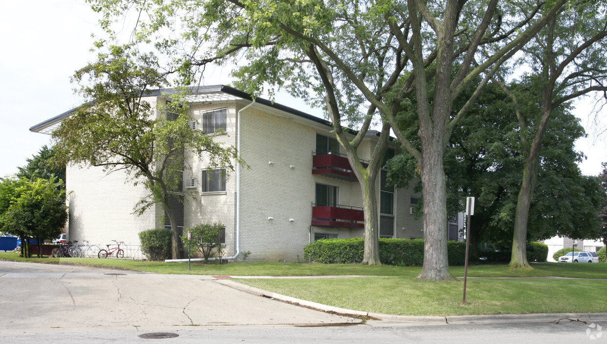 Building Photo - 415 E Prospect Ave