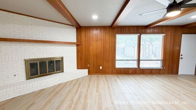 Foto del edificio - 3405 55th St