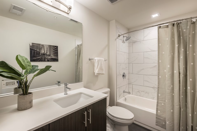 Foto del edificio - 1320 N Wells St