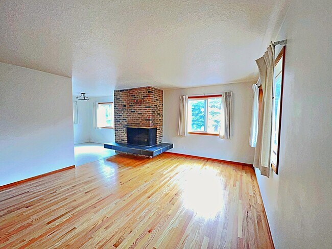 Foto del edificio - 3385 SE 10th Ave