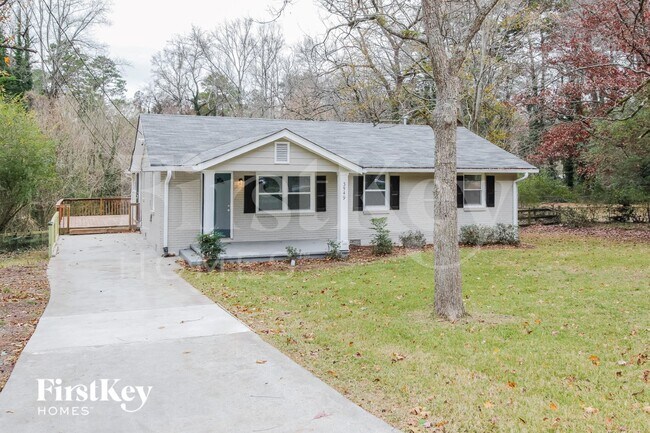 Foto del edificio - 3549 Tulip Dr