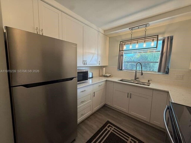 Building Photo - 710 N K St