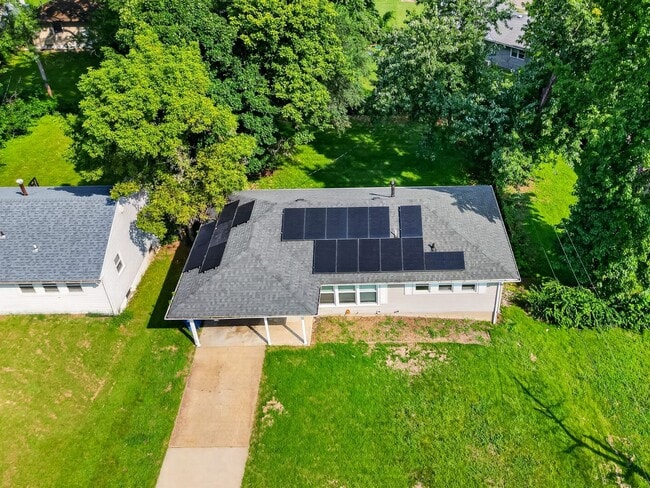 Building Photo - 2059 Wilbert Dr