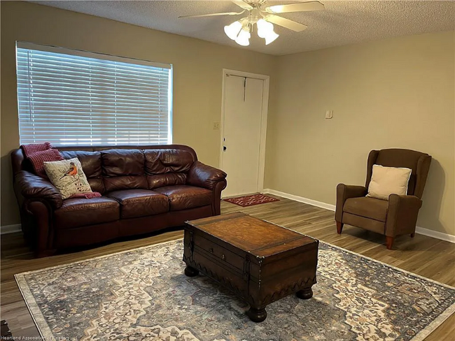 Foto del edificio - 5461 Placid Lakes Blvd