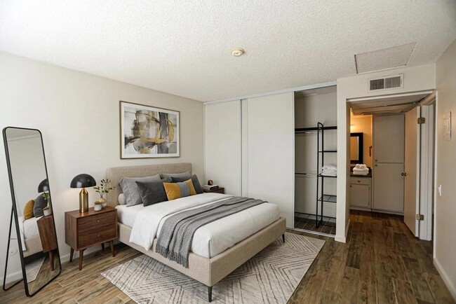 Photo - 2839 S Fairview St (Santa Ana, CA) Townhome