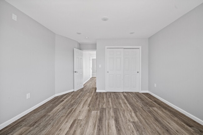 Foto del edificio - 188 Hope Ave