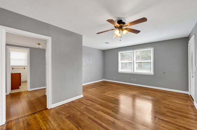 Foto del edificio - Cozy 3 bedroom home with large yard!