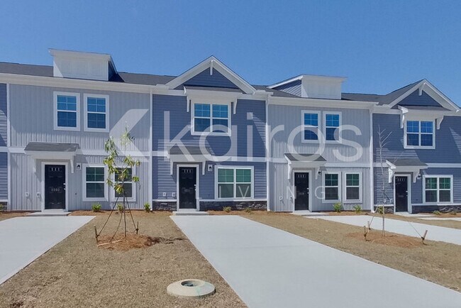 Building Photo - 2511 Banyan Cir
