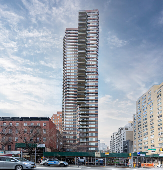 Foto del edificio - Saratoga