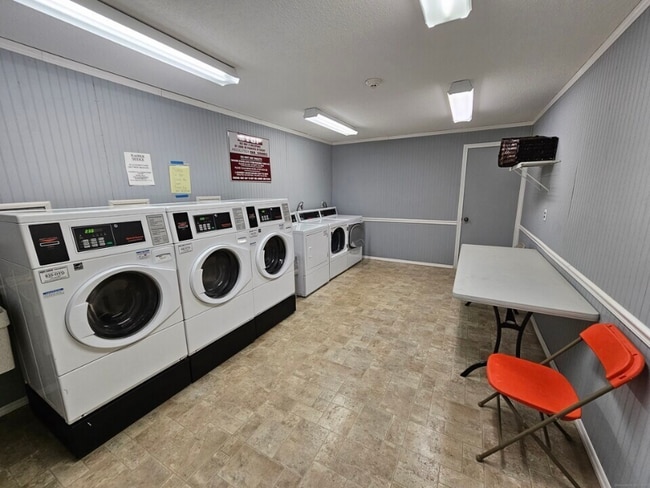 Building Photo - 34 A Padanaram Rd