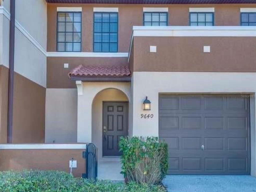 Foto principal - 9640 Doris Ln