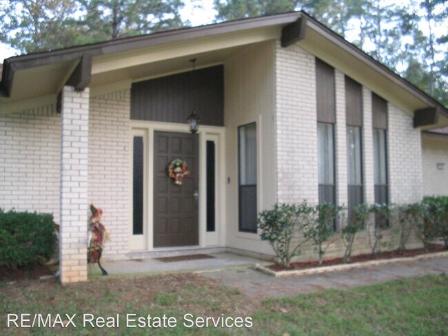 Building Photo - 3 br, 2 bath House - 219 Whispering Pines