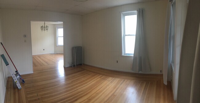 Building Photo - 44 Hamilton Rd