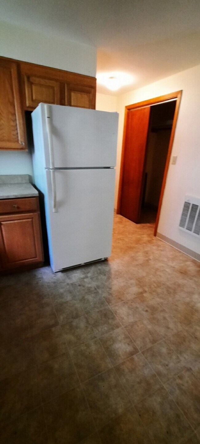 285 Hudson St Unit R2, CornwallonHudson, NY 12520 Condo for Rent in