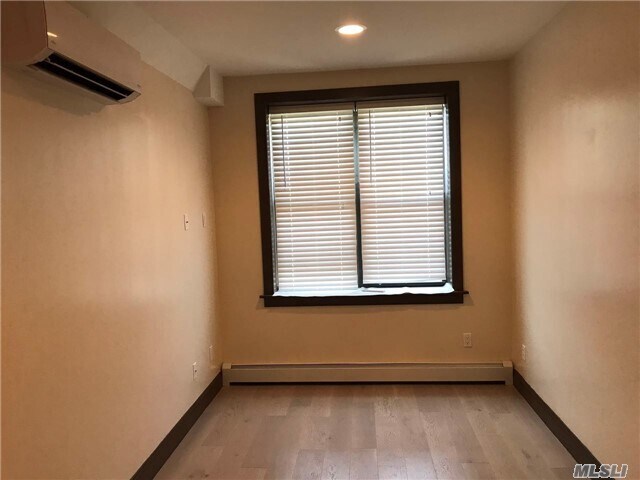 Foto del edificio - 42-26 147th St