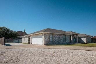 Building Photo - 107 Timber Rock Dr