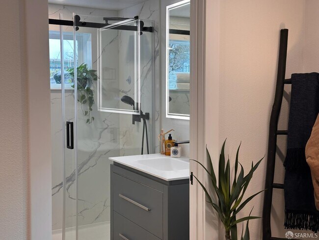 Foto del edificio - 480 Monterey St