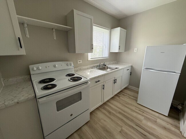 Foto del edificio - 1521 N Kealing Ave