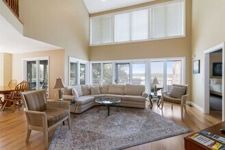 Building Photo - 140 Crane Ln