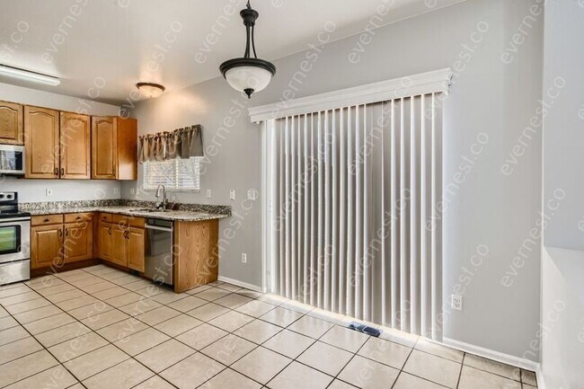 Building Photo - 4639 Tetman Ln