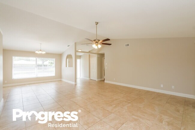 Foto del edificio - 4708 31st St Ct E