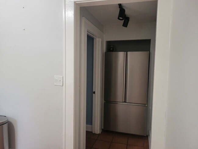 Foto del edificio - 794 Ribaut Rd