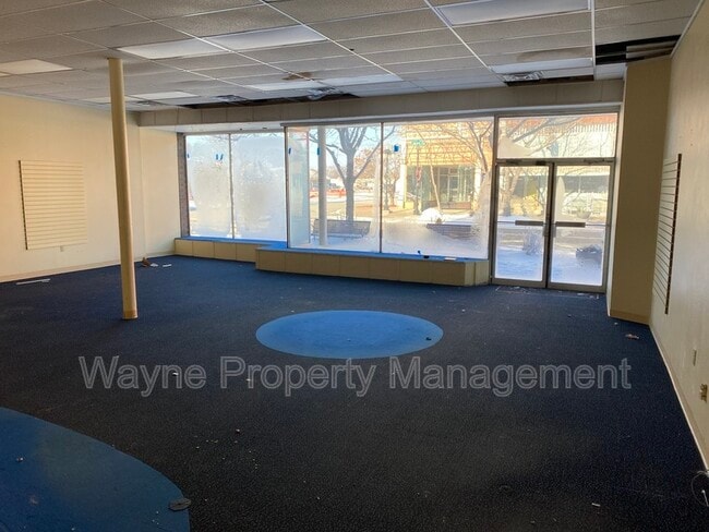 Building Photo - 546 2nd St