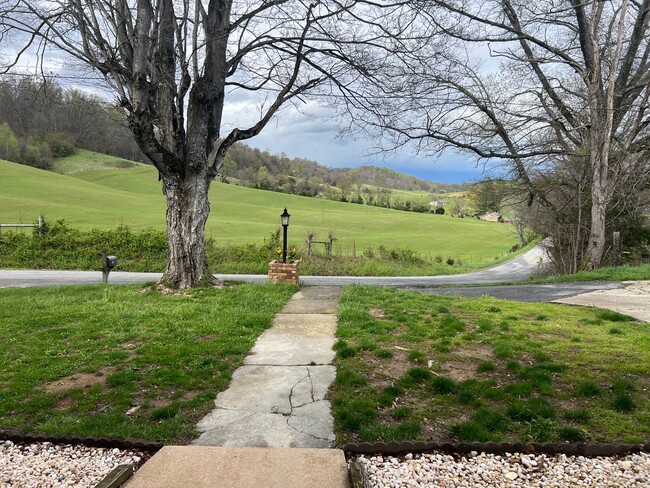 Building Photo - ** APPLICATION PENDING** Beautiful farmhou...