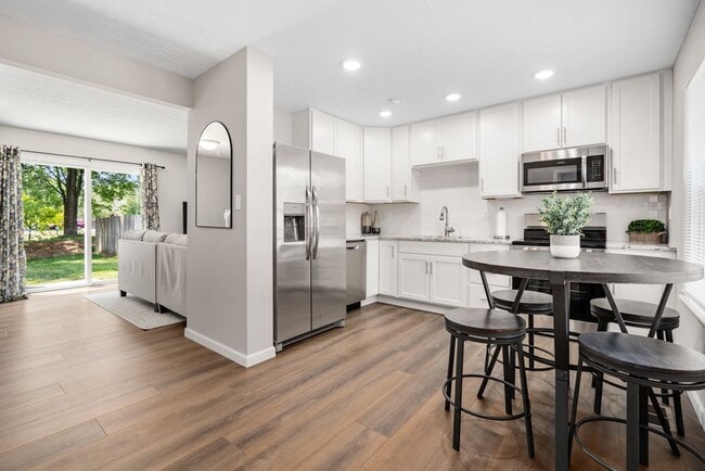 Building Photo - 8321 Lariat Ct