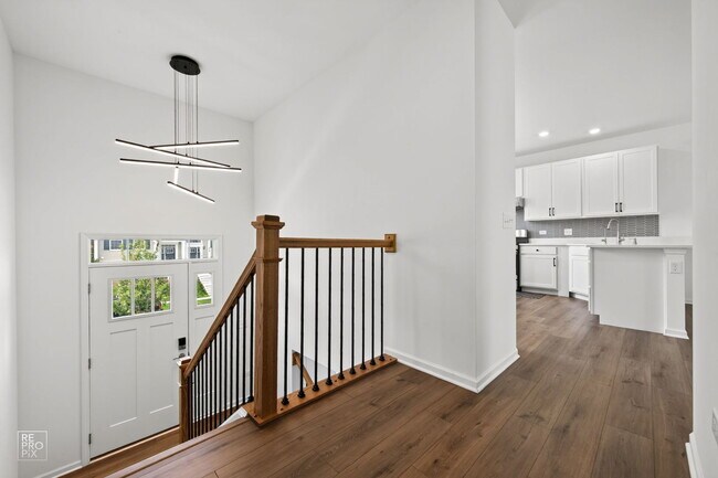 Building Photo - 707 Neubauer Circle