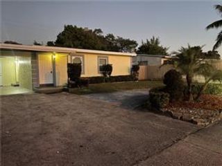 Foto principal - 1200 NW 9th Terrace