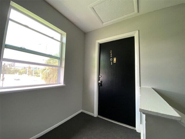Foto del edificio - 5317 Curry Ford Rd