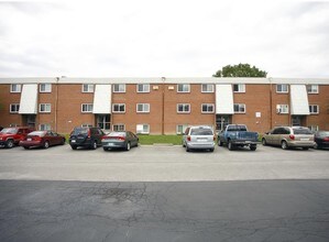 Building Photo - 2788 Meadowbrook Ln