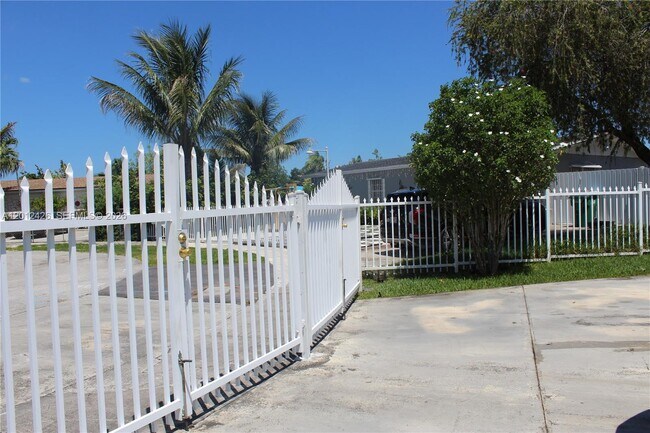 Foto del edificio - 30724 SW 154th Ct
