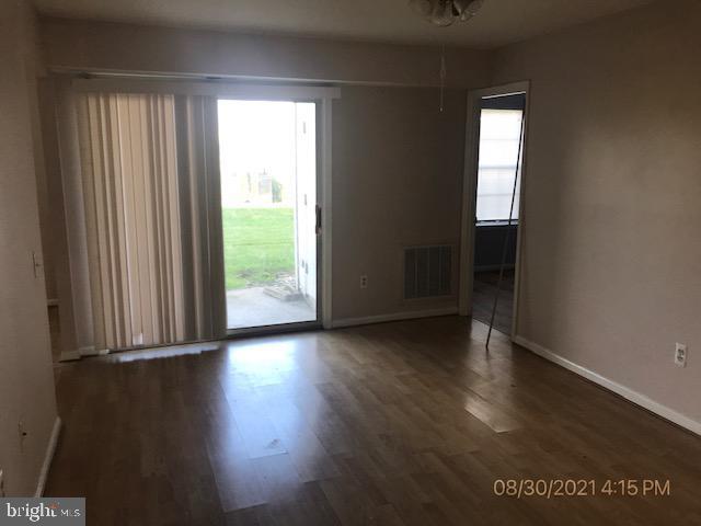 Building Photo - 1403 Key Pkwy