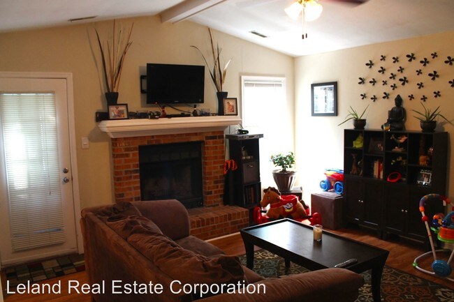 Building Photo - 3 br, 2 bath House - 1342 Crane Crescent